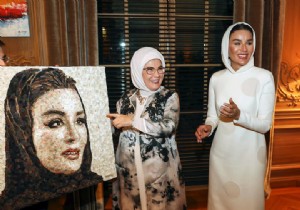 Emine Erdoan, Katar Emiri eyh Al Saninin annesi eyha Mozayla grt